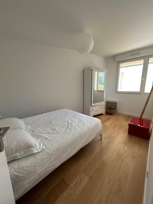 Superbe Appartement Bord De Mer سانت-ماندرييه-سور-مير المظهر الخارجي الصورة